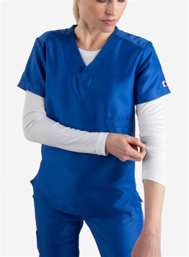 Can a nurse wear a nose ring?