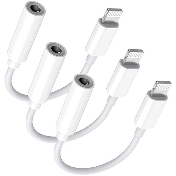 Can you charge a phone with the headphone jack?