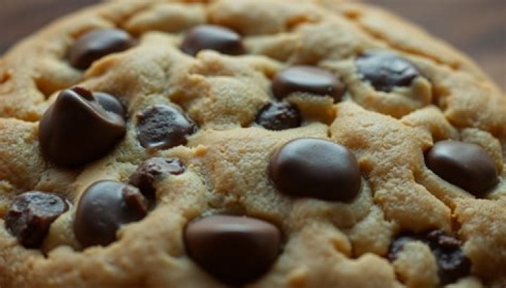 How many calories are in a medium sized chocolate chip cookie?