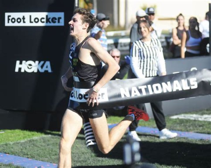 Is Finish Line and FootLocker the same company?
