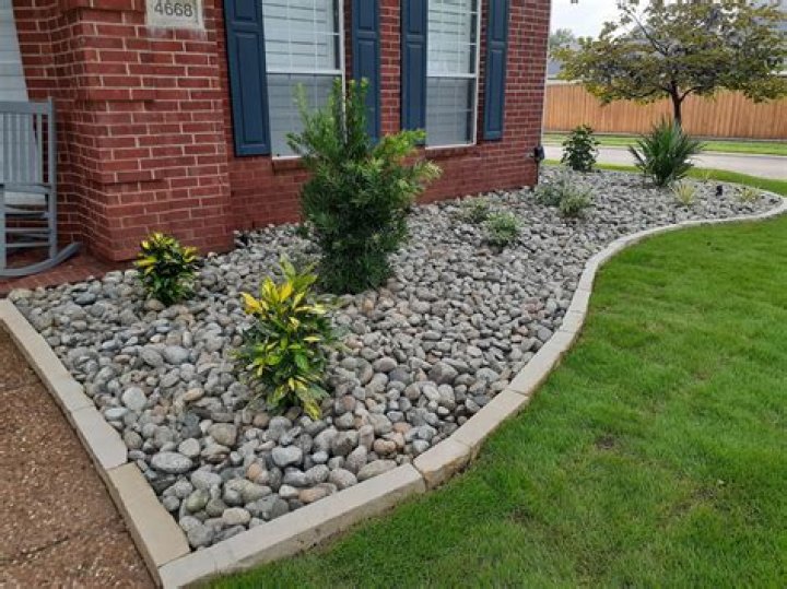 Is Stone Edge better than rock slide?