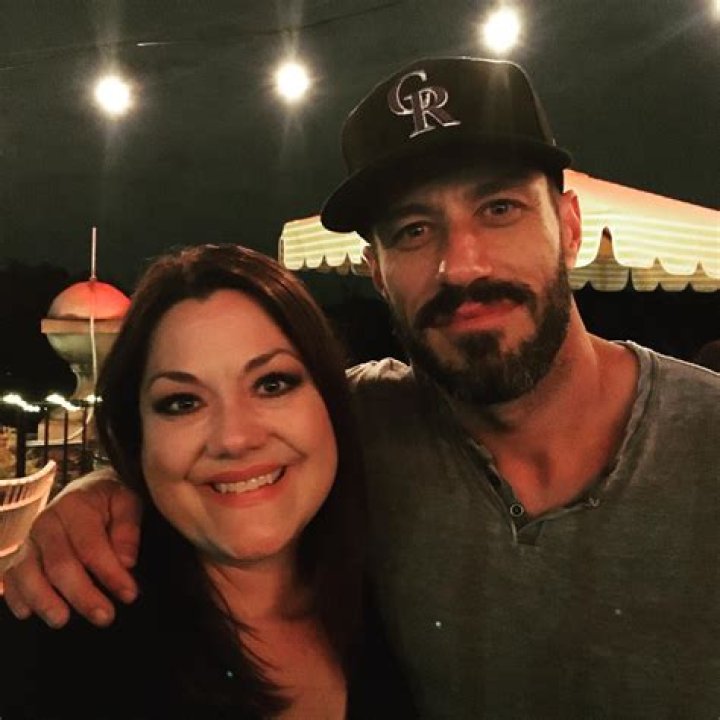 Who is Brooke Elliott husband?